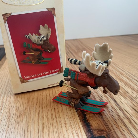 Hallmark Keepsake Ornament - Moose on the Loose 2003 - Brand New, Never Used - Picture 5 of 11